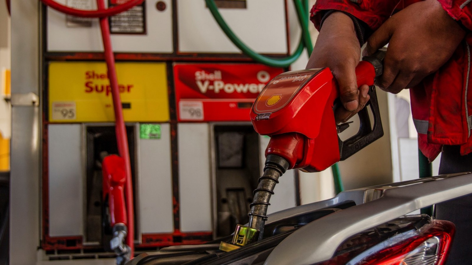 El Municipio de San Isidro eliminó la tasa sobre la nafta y el GNL