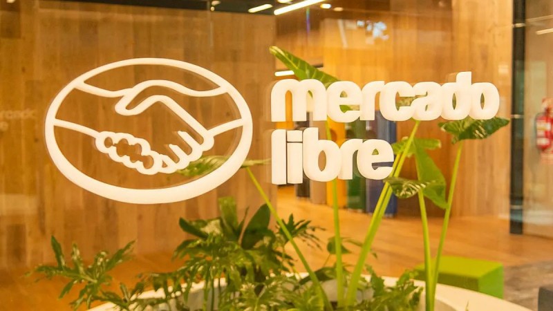 Mercado Libre despidió a 119 empleados por el avance de la Inteligencia Artificial: 32 en la Argentina