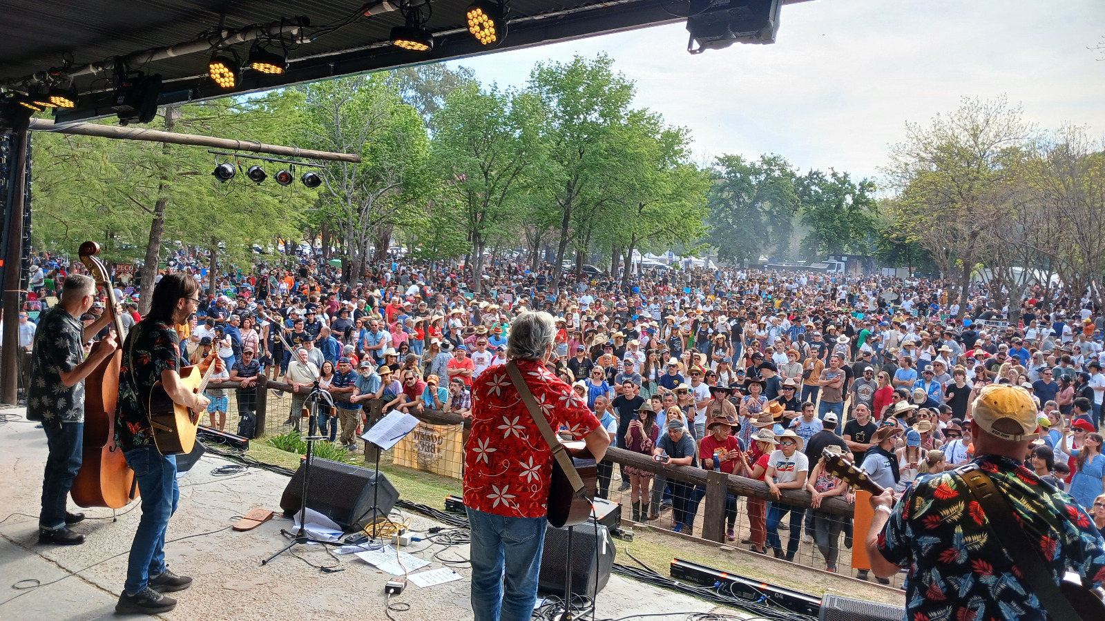 Sampedrinos y turistas disfrutaron de un excelente fin de semana de San Pedro Country Music Festival