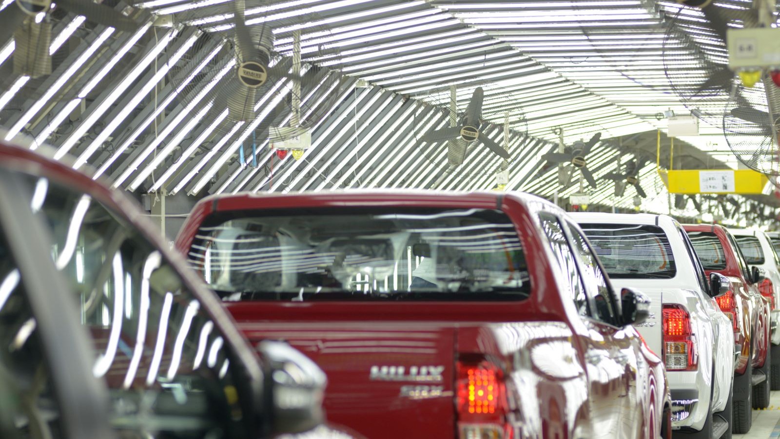 La producción automotriz cayó 17,1% en 2024