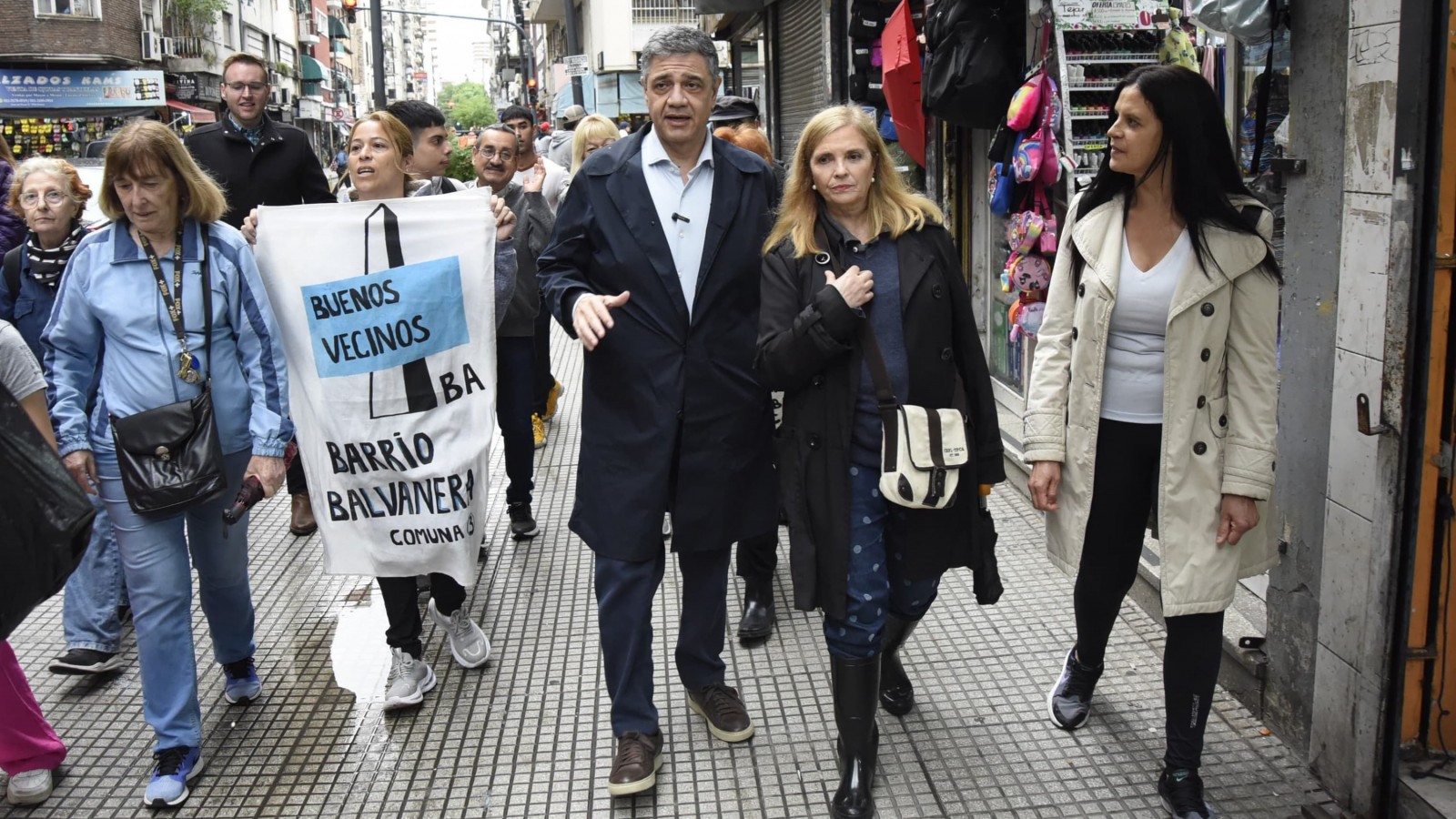 Tras un mes sin manteros en Once, comerciantes y vecinos apoyan la recuperación de calles y veredas