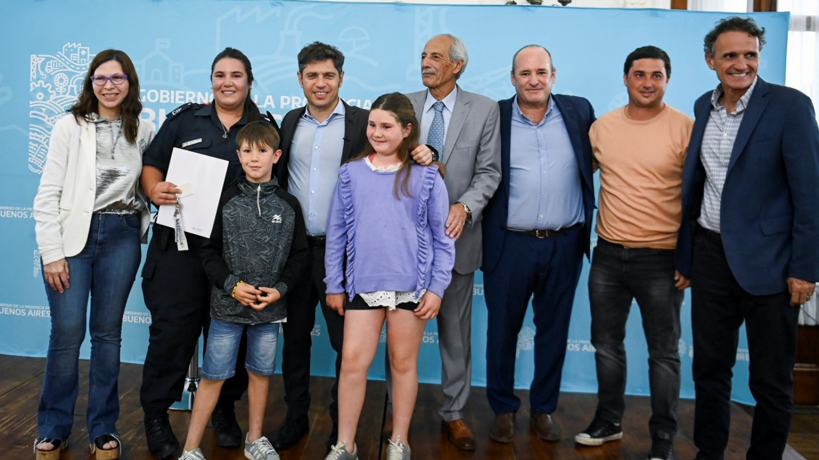 Hábitat: Axel Kicillof entregó viviendas en General La Madrid