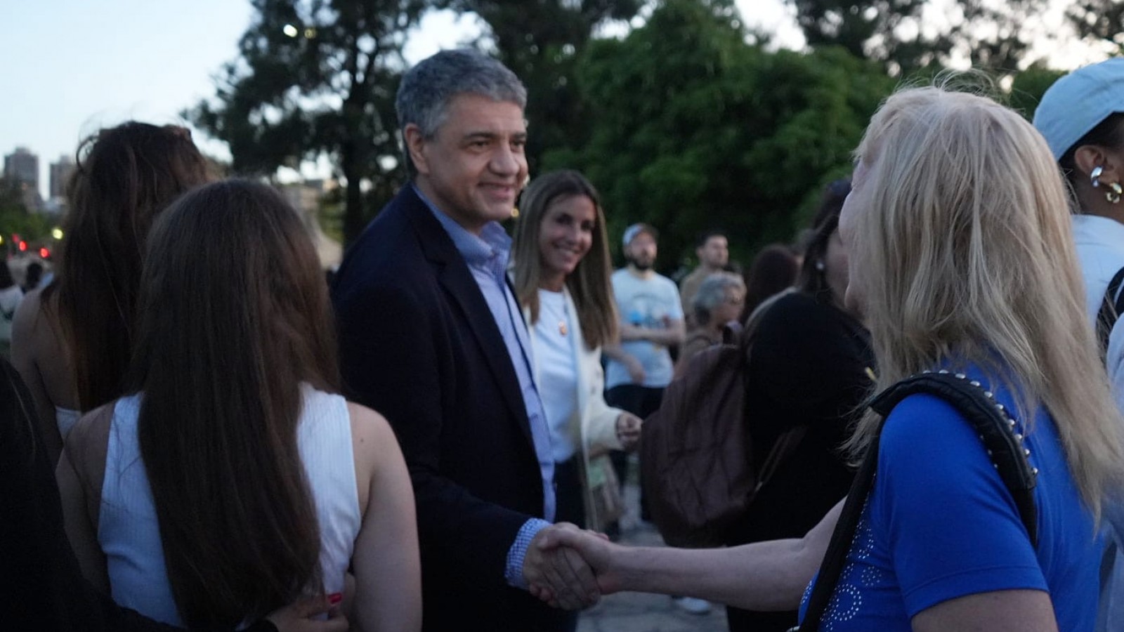 Empezó La Noche de los Museos con una multitud que disfruta de la cultura en la Ciudad