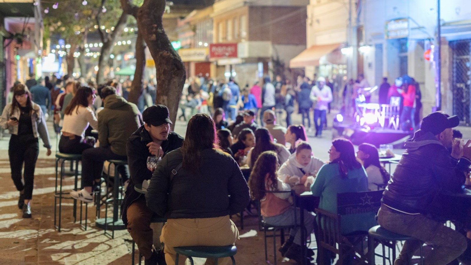 Comienza la Edición 2025 de la Peatonal Gastronómica en Luján