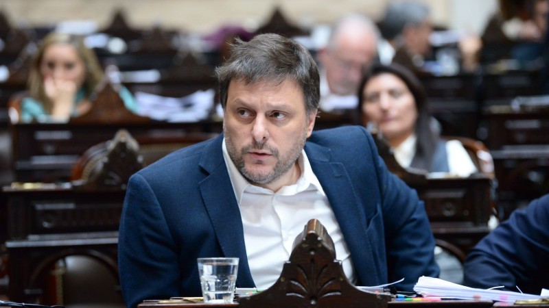 Leandro Santoro confirmó que será candidato a Legislador porteño: "Queremos una ciudad humana, que vuelva a soñar en grande"