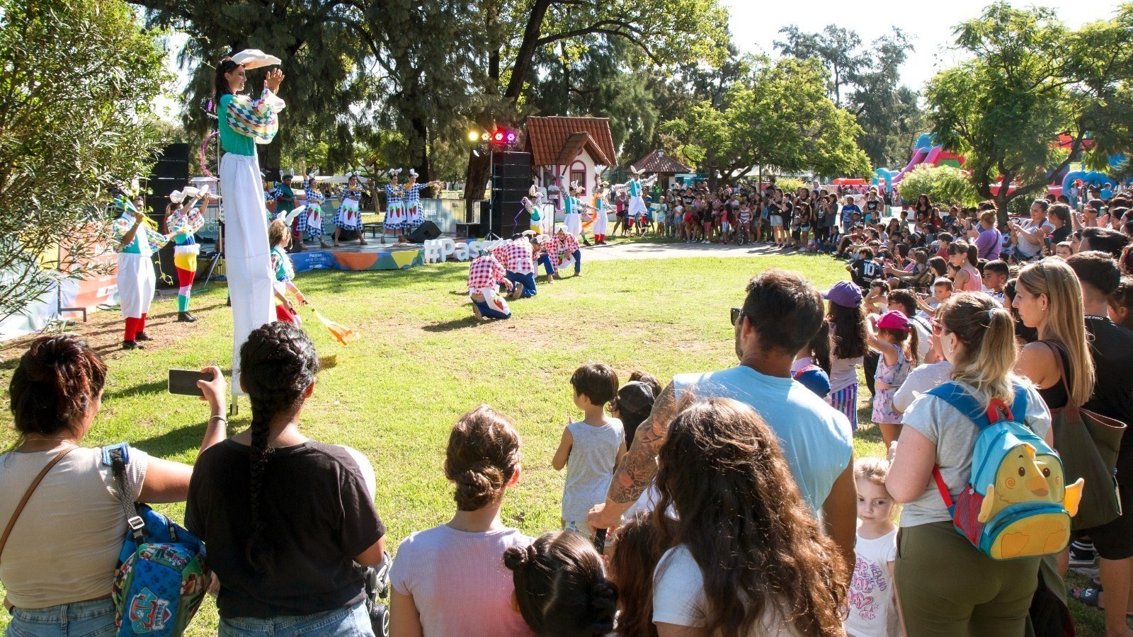 Pascuas en la Ciudad: un parque temático y actividades en plazas para compartir en familia