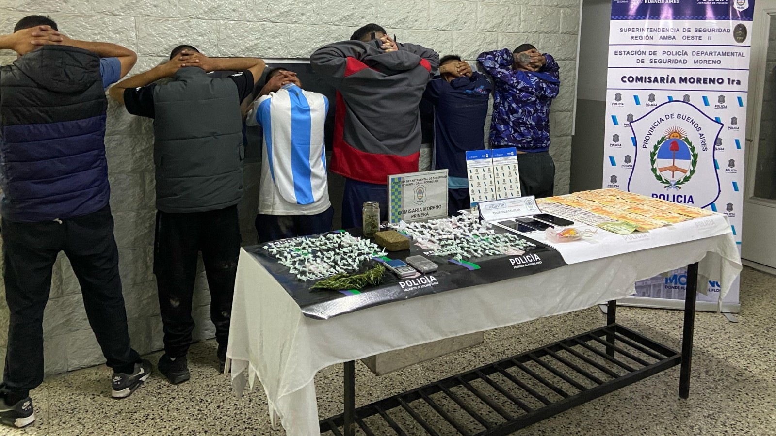 Desmantelan un punto de venta de drogas en Barrio 2000 de Moreno