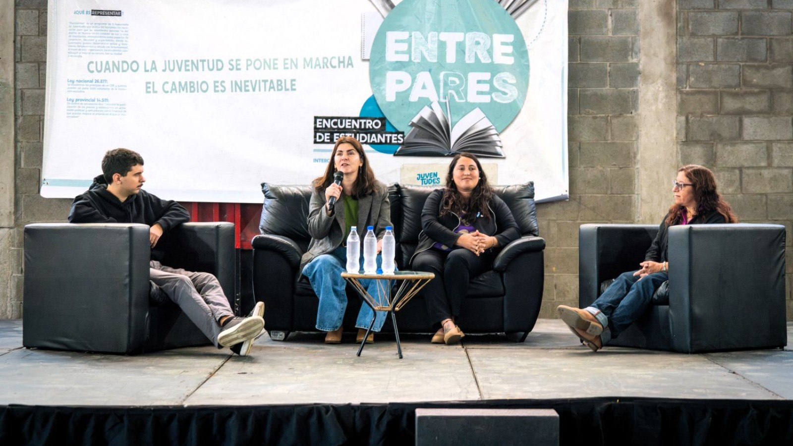 "Entre Pares": jóvenes de Moreno debatieron sobre política, derechos y futuro