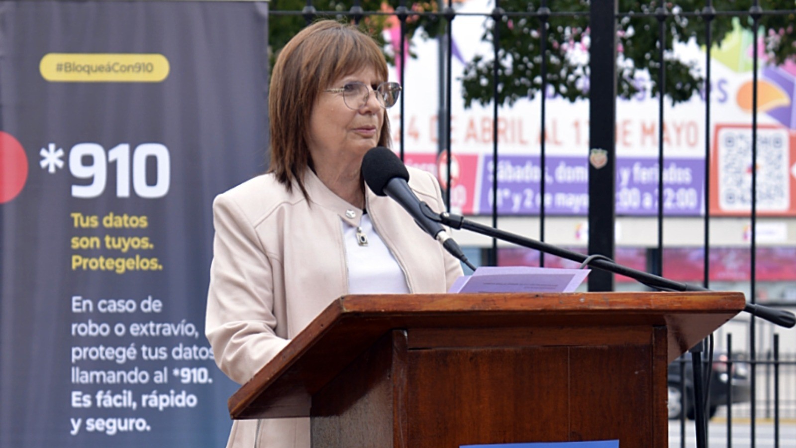Bullrich presentó *910 para bloqueo inmediato de celulares robados: "Tus datos son tuyos, protegelos"