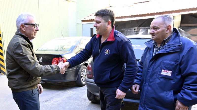 Con ejes en la salud, seguridad y en las entidades de bien público, Julio Zamora realizó una recorrida por Luján