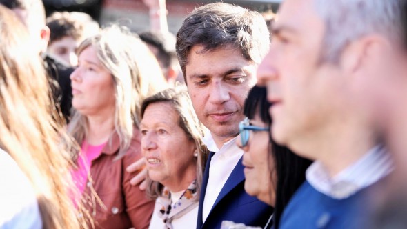 Kicillof participó de la marcha por el 49° aniversario de la Noche de los Lápices