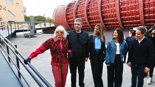 Comenzó La Noche de los Museos: La Torre de Pisa de espaguetis, la sensación de la enorme fiesta de la cultura de la Ciudad