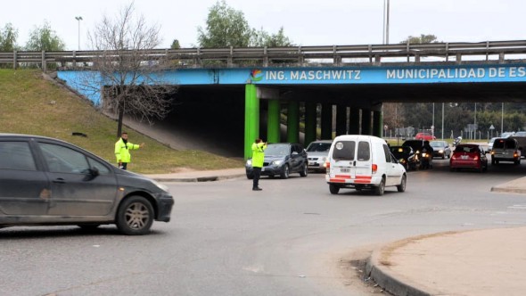 Plan de Ordenamiento de Tránsito: "Las calles de mano única facilitan el estacionamiento y la fluidez"