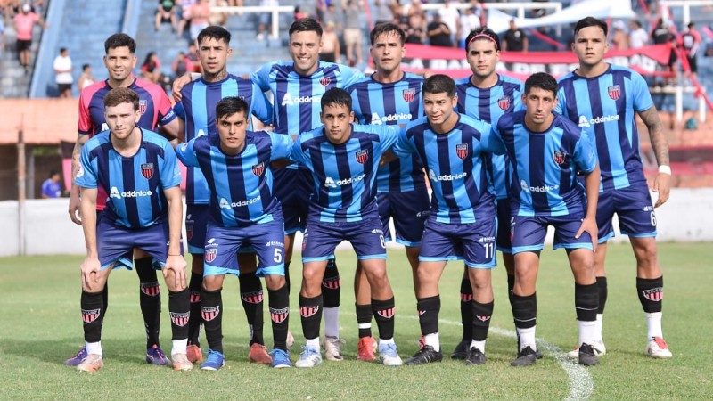 Este domingo Atlético Escobar juega la primera final contra Colón en Chivilcoy
