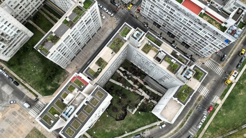 La Ciudad les garantiza alojamiento a los vecinos evacuados tras el derruumbe en Parque Patricios