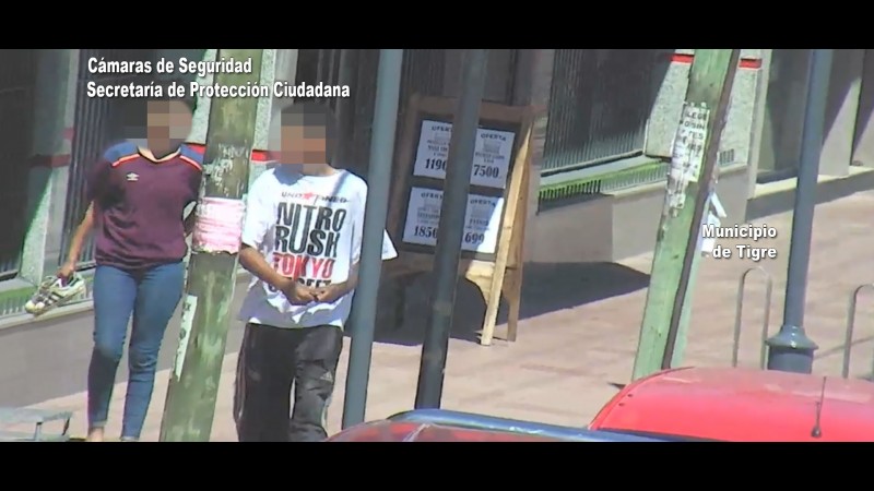 Una pareja fue captada infraganti robándole el celular a un vecino con discapacidad: quedaron detenidos en Benavídez