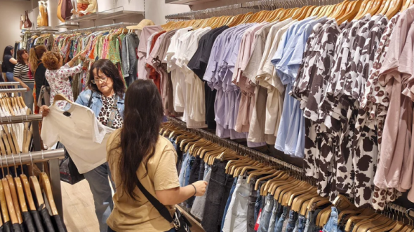 Industria en crisis: caen las ventas de indumentaria mientras crece la tensión financiera y los despidos