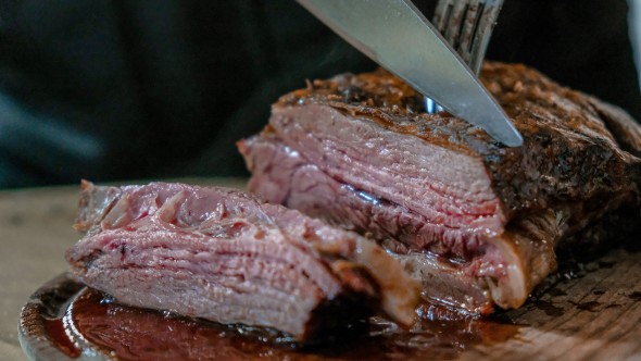 Escapada cerca de Buenos Aires: Plomer, el pueblo rural ideal para asado, cabalgatas y desconectar