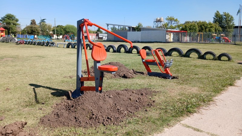 Luján renueva plazas en San Jorge y San Cayetano: nuevas obras, juegos, gimnasios urbanos y mejoras