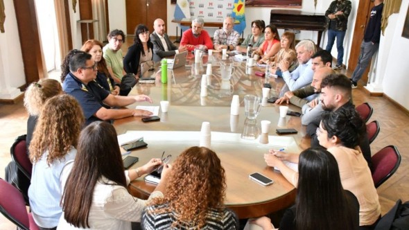 Morón impulsa acciones conjuntas para prevenir la violencia en las escuelas