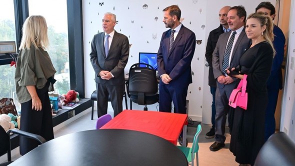 El presidente de la Suprema Corte y el intendente Sujarchuk inauguraron la primera Cámara Gesell del partido