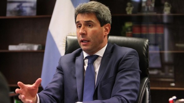 Sergio Uñac confirmó su precandidatura presidencial y pidió una interna cerrada en el PJ