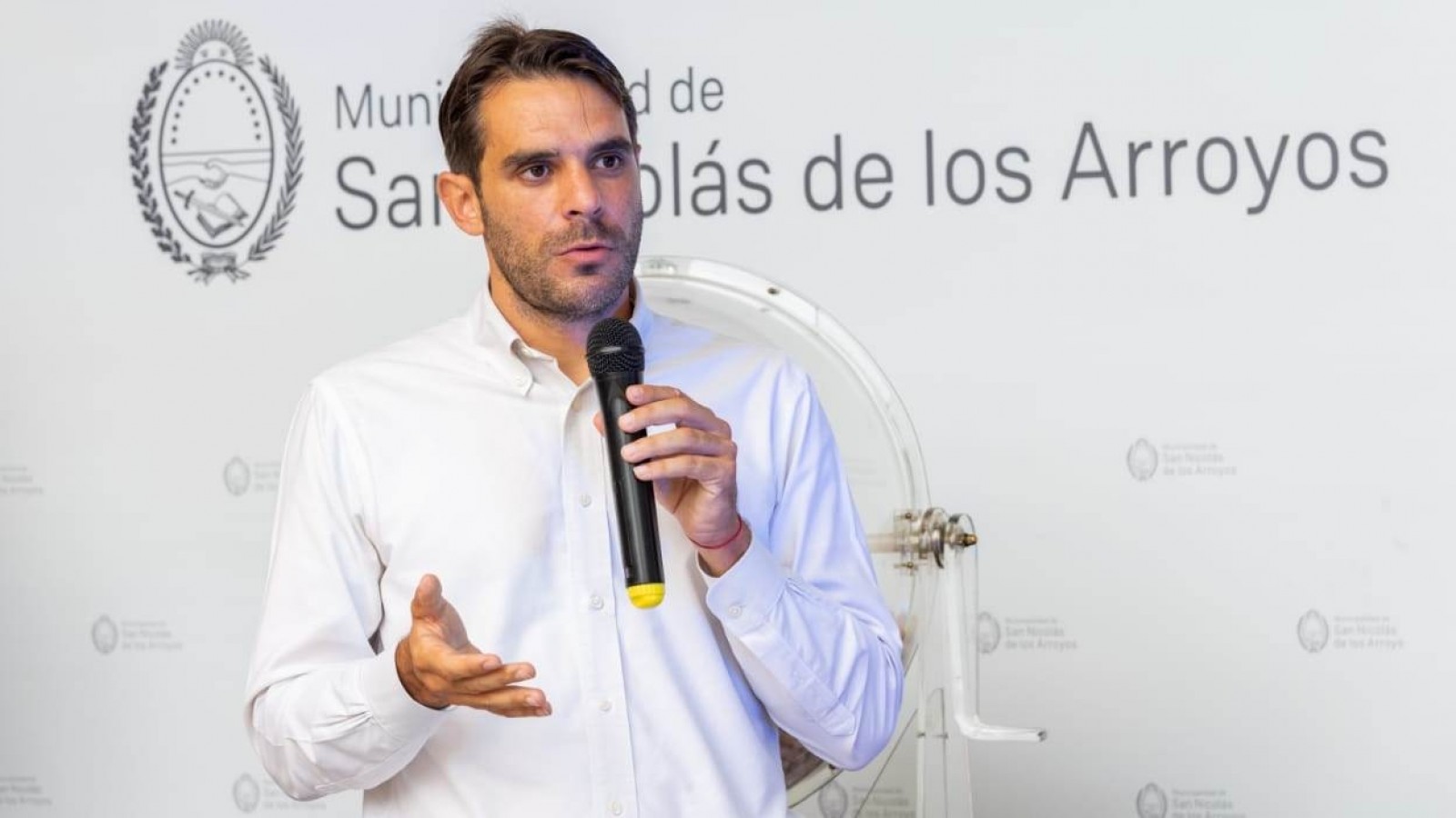 Passaglia: “Hay que buscar el equilibrio entre convivir con el virus y cuidar la salud”