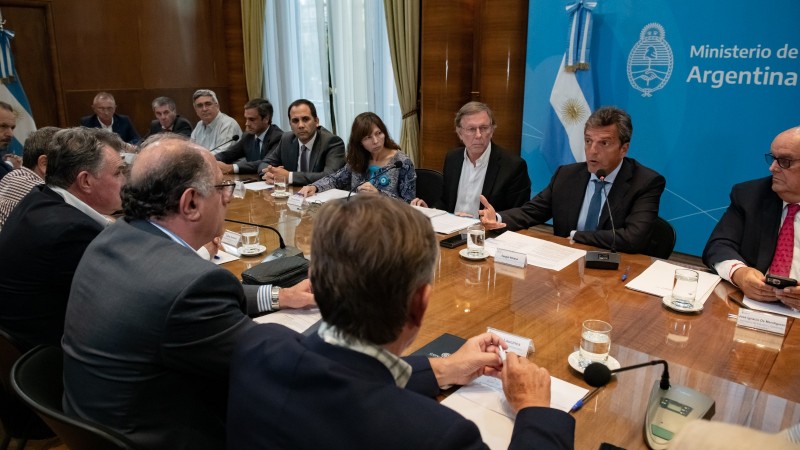 El gobierno anunció medidas de alivio para productores afectados por la sequía