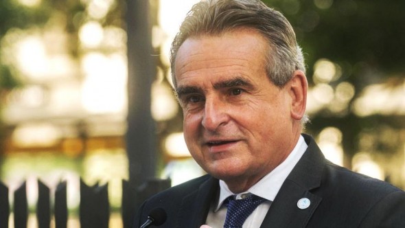 Para Rossi, si son varios los candidatos del FDT, "tiene que haber una PASO"