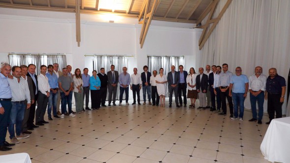 El presidente Fernández hizo un llamado a la unidad del Frente de Todos ante ministros e intendentes