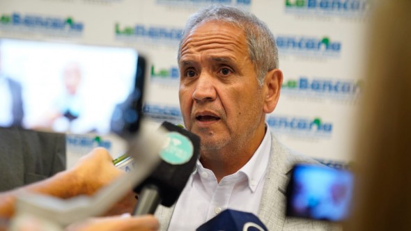 Palazzo planteó que "sería inconveniente que haya PASO si Alberto quiere ser candidato"