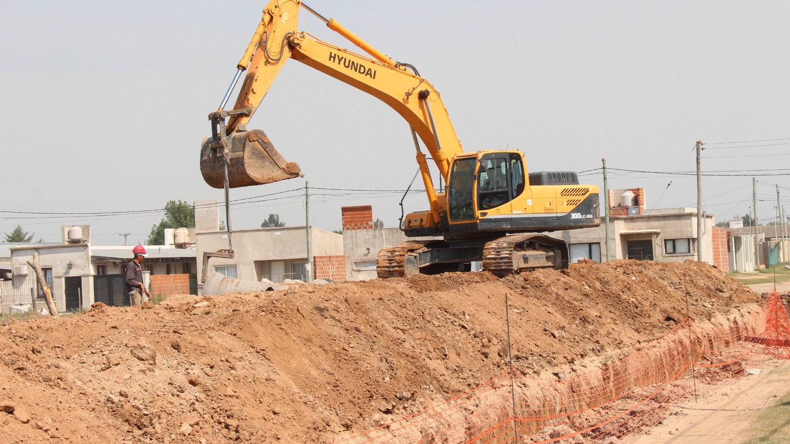 Avanza la obra de entubamiento en calle Pringles en Baradero