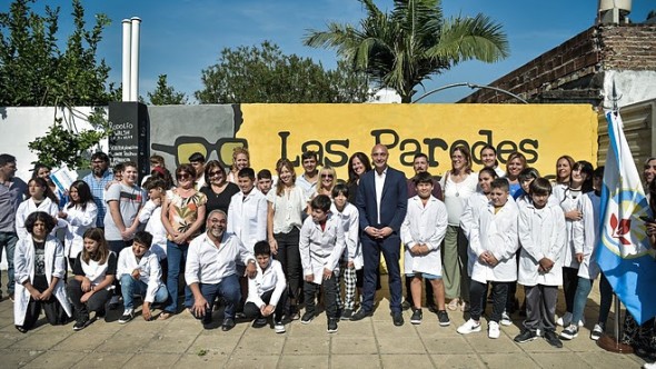 Beto Ramil inauguró el ciclo lectivo 2023 en dos escuelas públicas del partido de Escobar