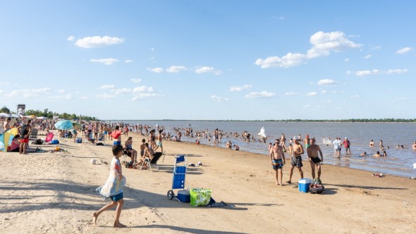 En marzo, se sigue disfrutando de las playas nicoleñas