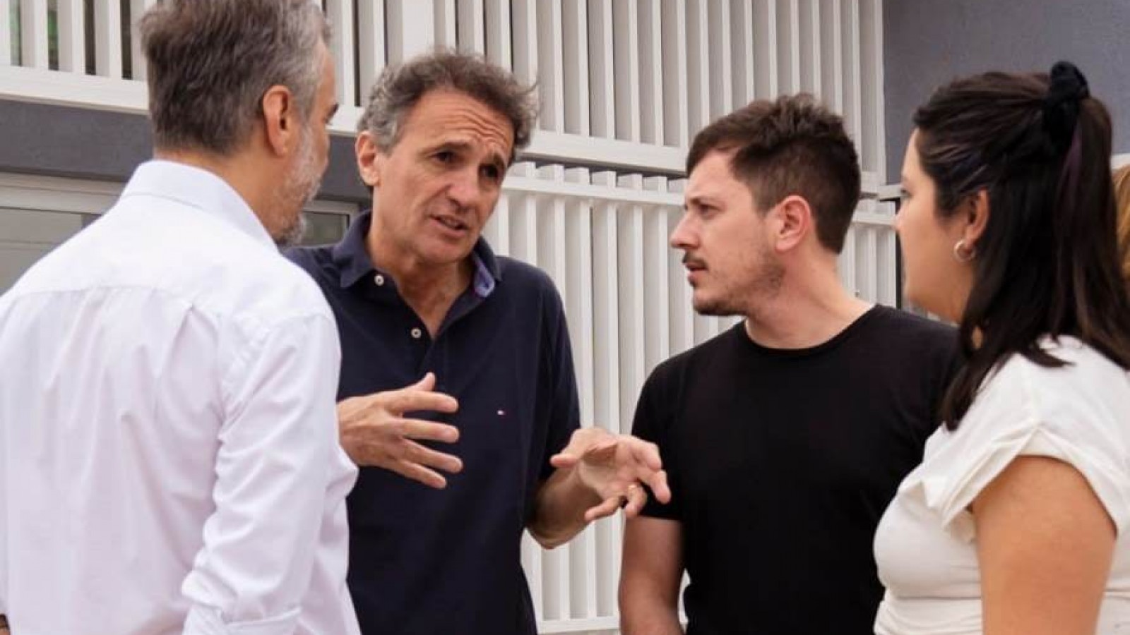 Sarna: "Las obras que Abella se atribuye como propias son de la gente, y las financió la Nación"