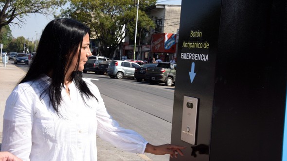 Noe Correa visitó un nuevo punto de "Paradas Seguras" en la ciudad de Ing. Pablo Nogués