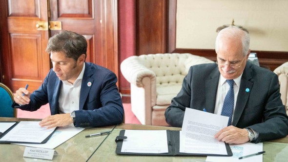 Taiana y Kicillof firman acuerdo para que astilleros construyan diques flotantes y modernicen buques