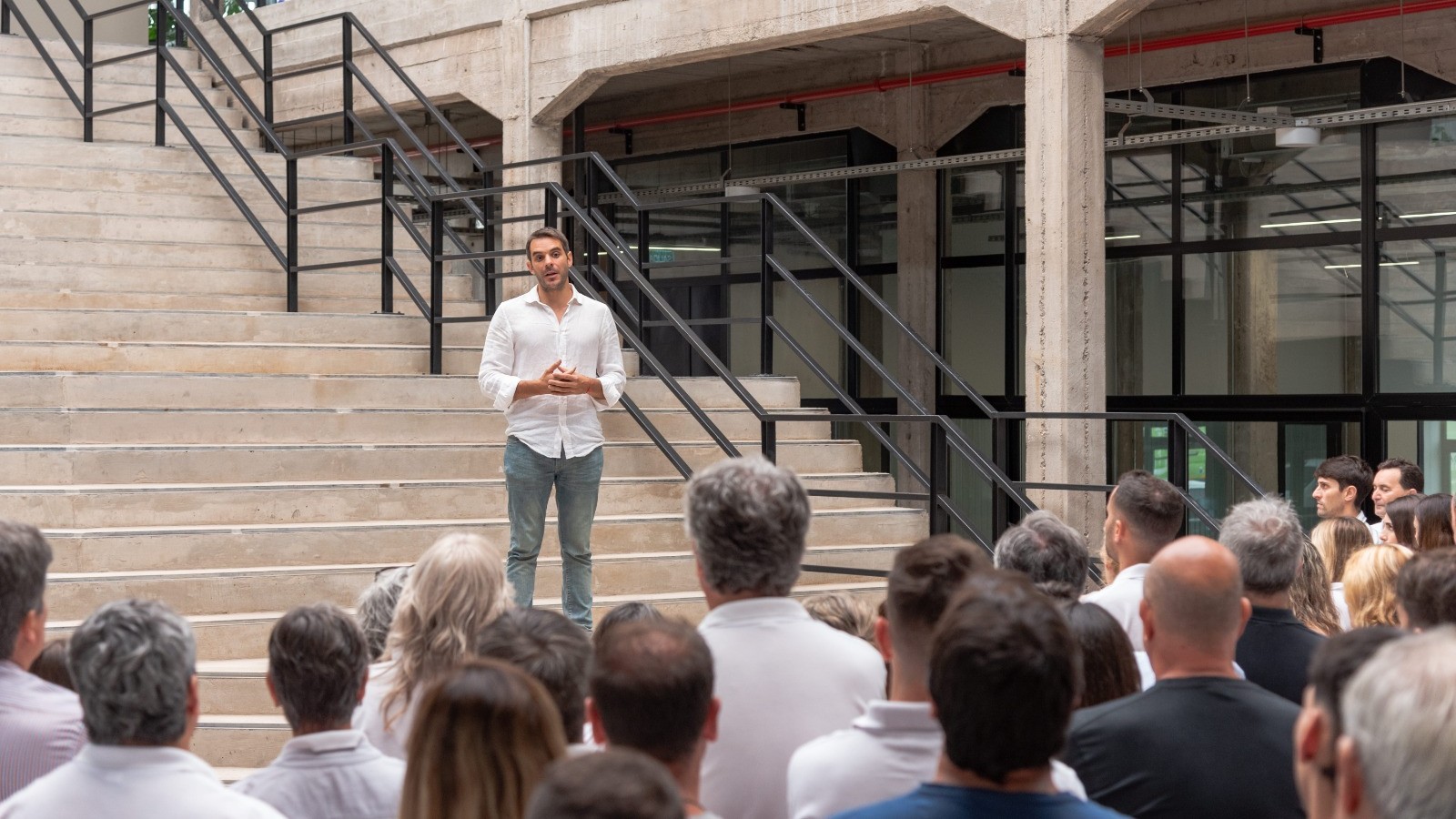 Passaglia: "Los empleados municipales van a poder elegir con quien cuidar sus salud y la de su familia"