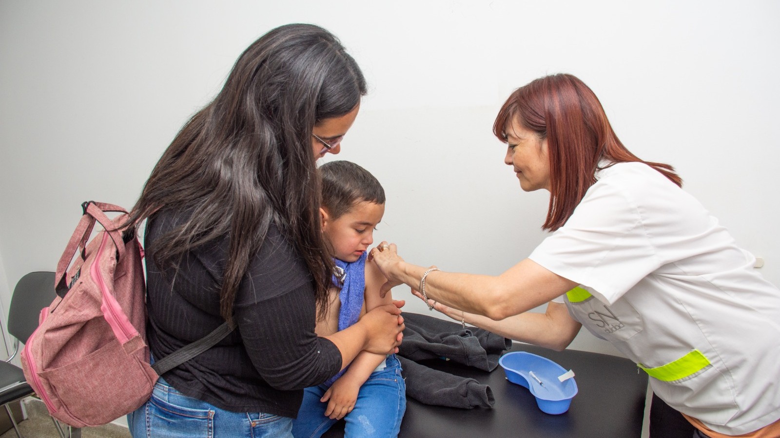 La municipalidad de San Nicolás continúa con el calendario nacional de vacunación