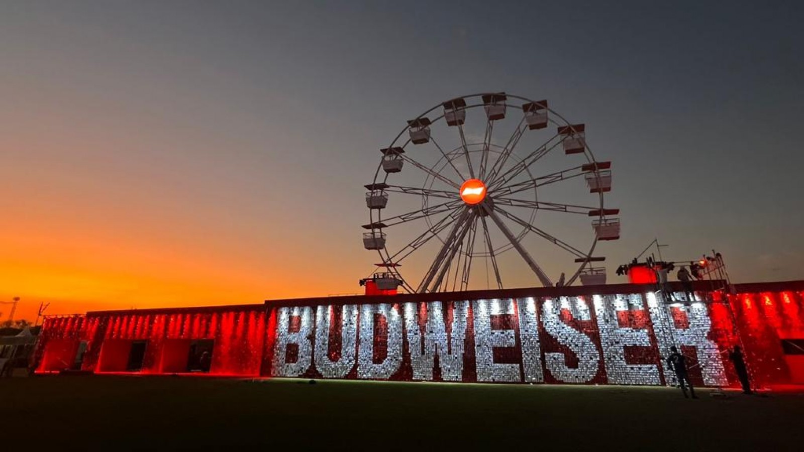 El Ministerio de Trabajo bonaerense inspeccionó el armado del Lollapalloza en el Hipódromo