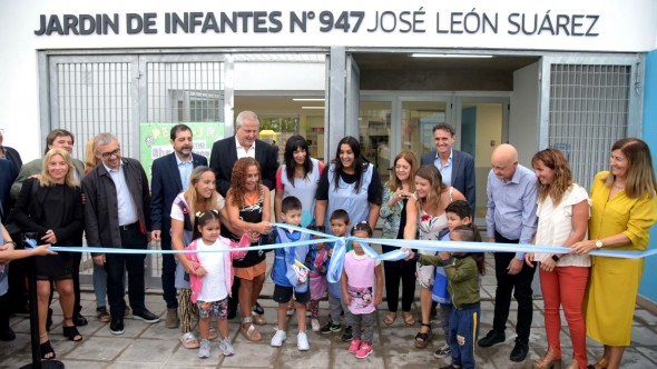 Fernando Moreira, Gabriel Katopodis y Jaime Perczyk inauguraron el nuevo jardín de infantes 947