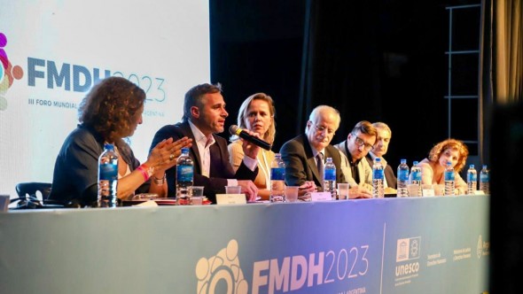 Achával en el Foro Mundial de DDHH: "Nuestras gestiones se identifican con las causas de nuestro pueblo"