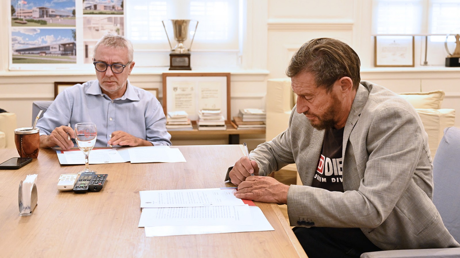 El Municipio de Tigre y el Club Náutico Hacoaj firmaron un convenio para asistir a instituciones del distrito