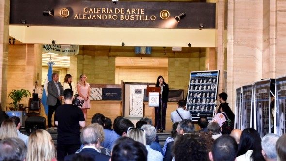 Batakis anunció nueva línea de créditos a tasas del 40% por los 40 años de Democracia