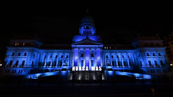 "Argentina, 1985" se proyecta gratis el sábado en las escalinatas del Congreso
