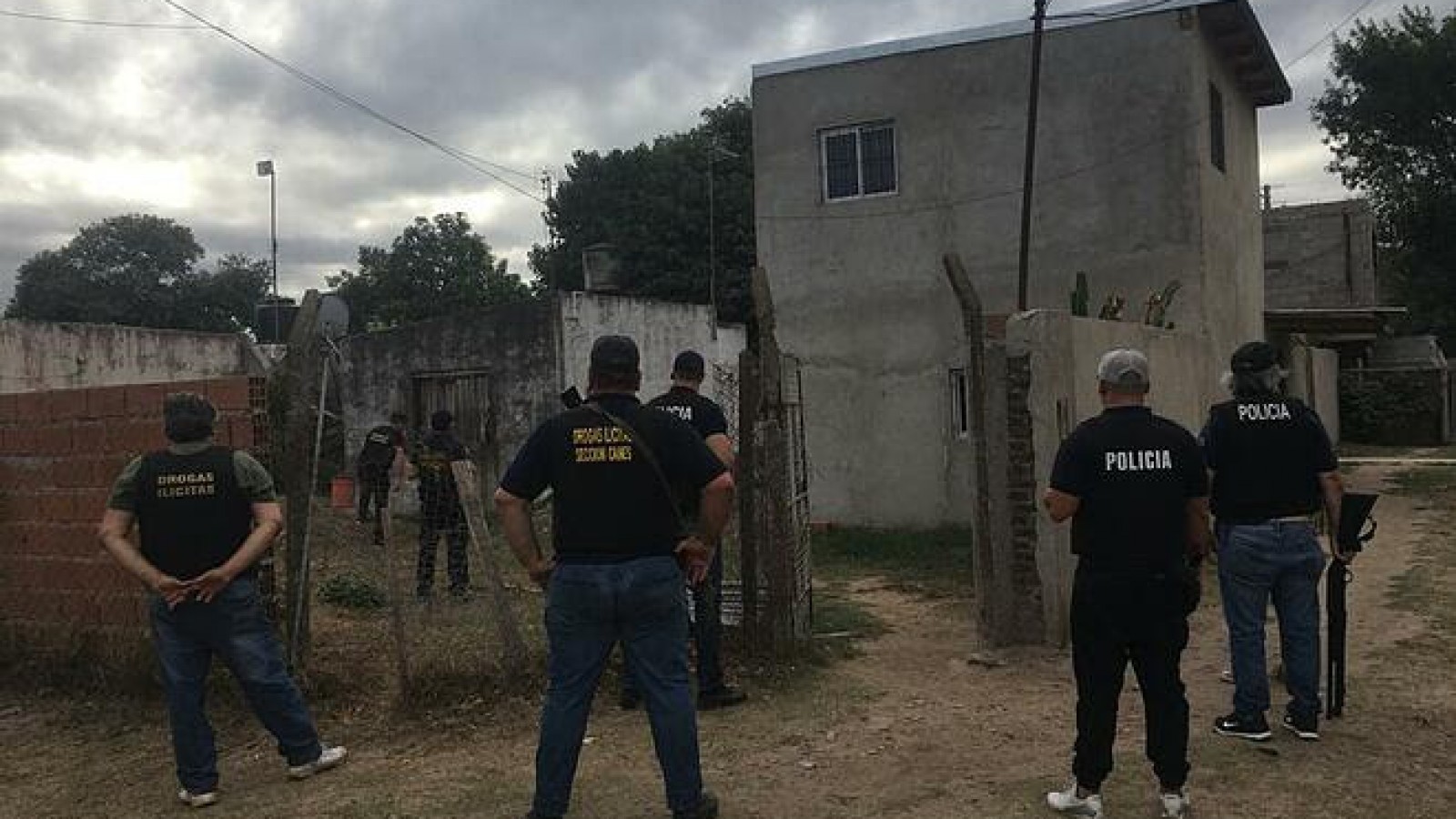 Ojos y Oídos en Alerta: gracias a la denuncia de un vecino, secuestran una importante cantidad de droga y aprenden a un hombre que la vendía