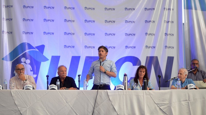 Kicillof participó del plenario de delegados de UPCN de la Provincia