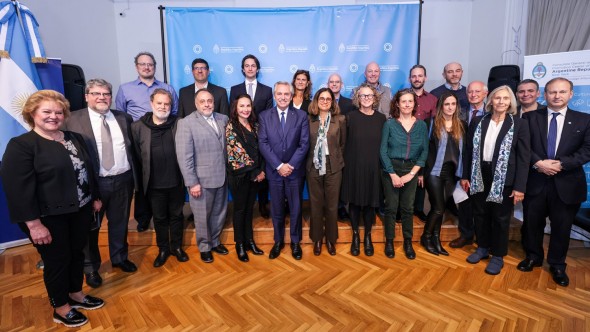 El Presidente se reunió con académicas y académicos en Nueva York