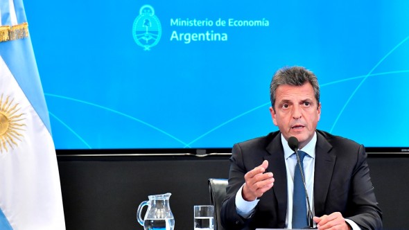 Massa anuncio que habrá "medidas excepcionales" de ayuda para los afectados por la sequía