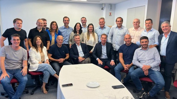 Macri encabezó un encuentro de la mesa bonaerense del PRO y se afianza como árbitro en la interna partidaria